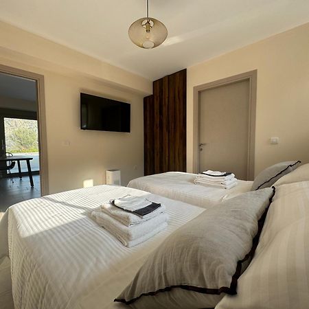 Topos Luxury Stay Heraion Loutraki  Luaran gambar