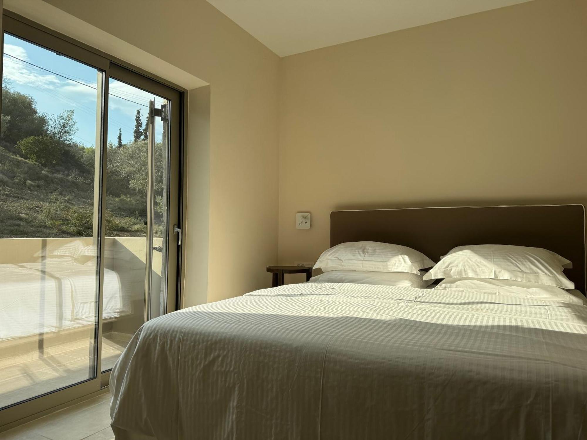 Topos Luxury Stay Heraion Loutraki  Luaran gambar