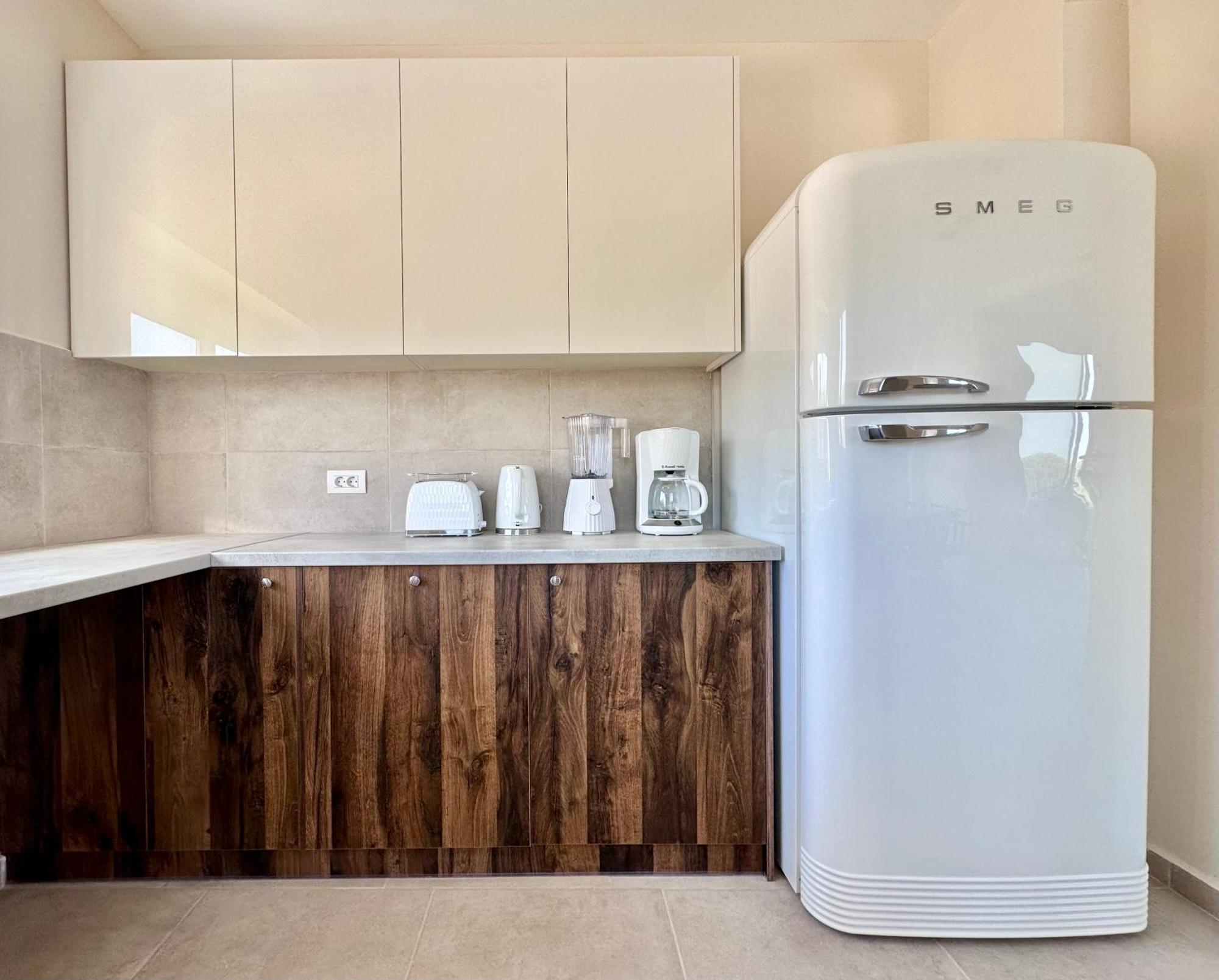 Topos Luxury Stay Heraion Loutraki  Luaran gambar