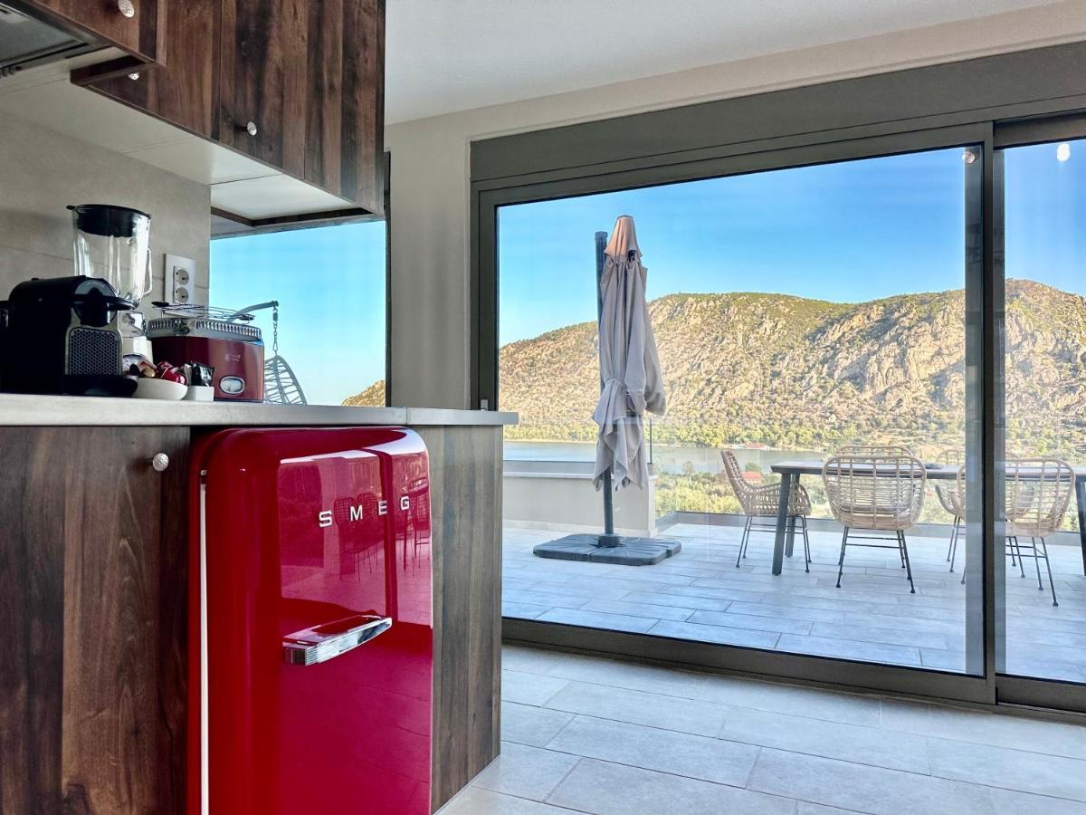 Topos Luxury Stay Heraion Loutraki  Luaran gambar