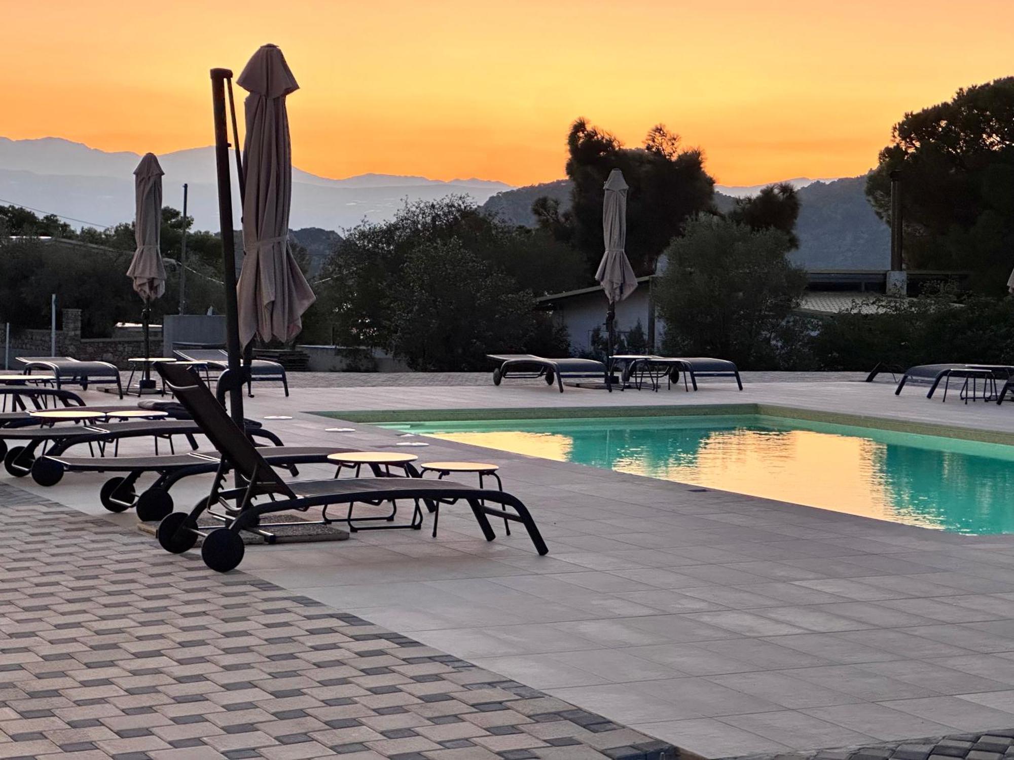 Topos Luxury Stay Heraion Loutraki  Luaran gambar